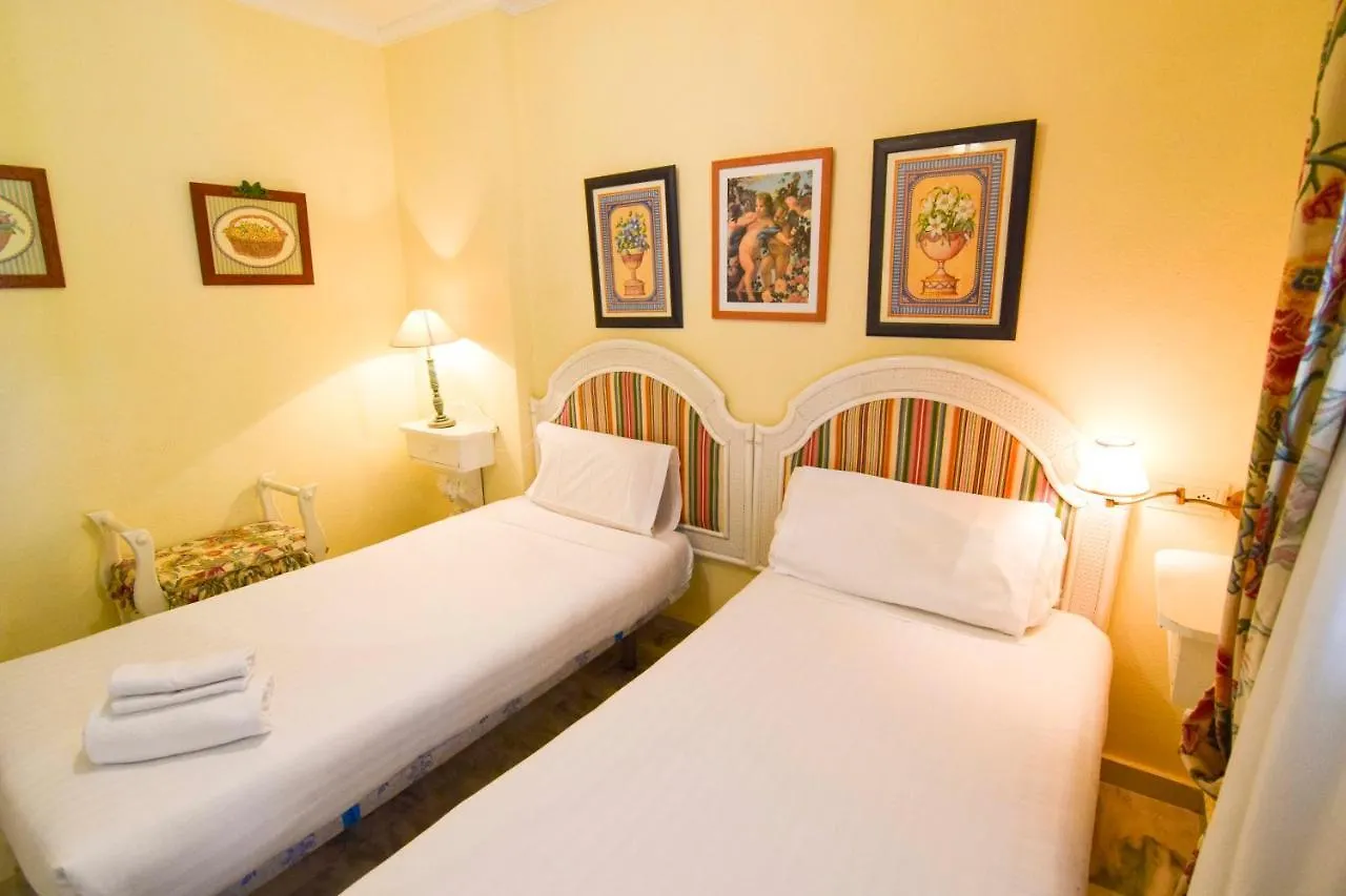 Letmalaga Lunamar Marbella 0*,  Spain